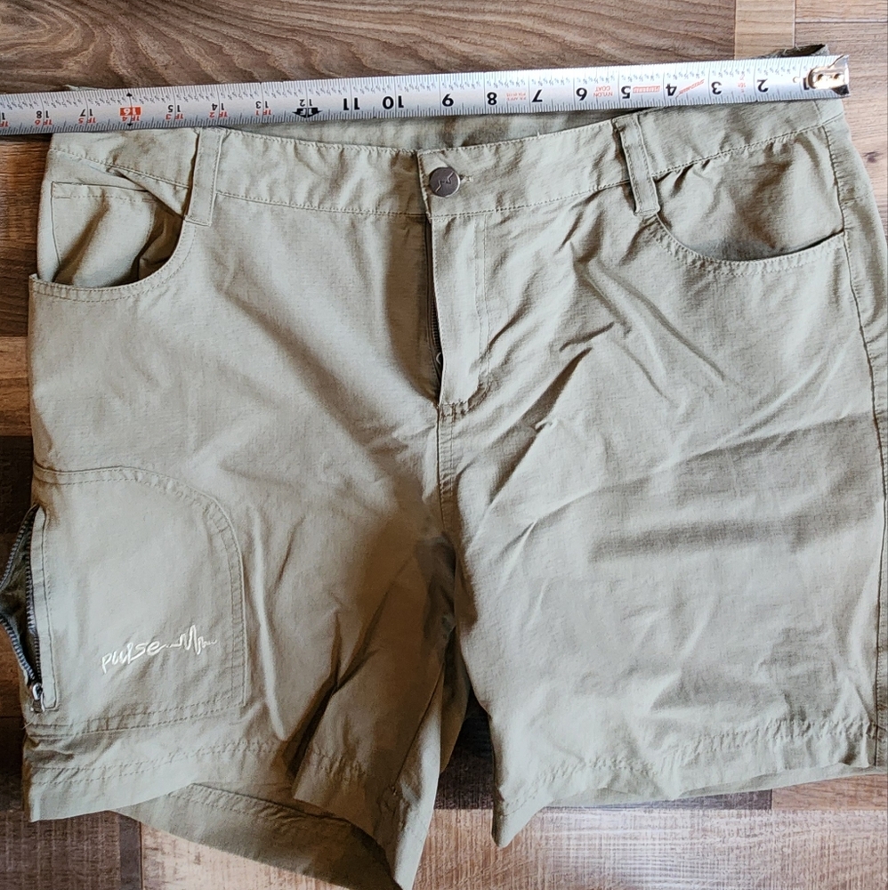 Pulse Shorts - Large - Picture 2 of 7